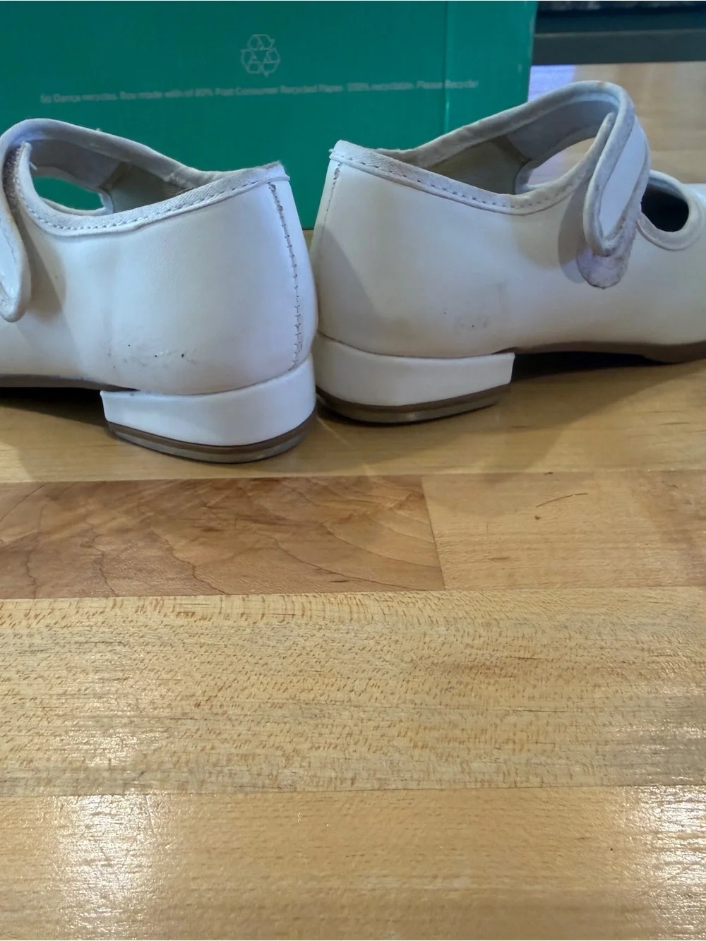 White SoDance Tap Shoes size 10.5